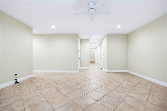 2318 Saint Davids Square NW 14, Kennesaw, GA 30152