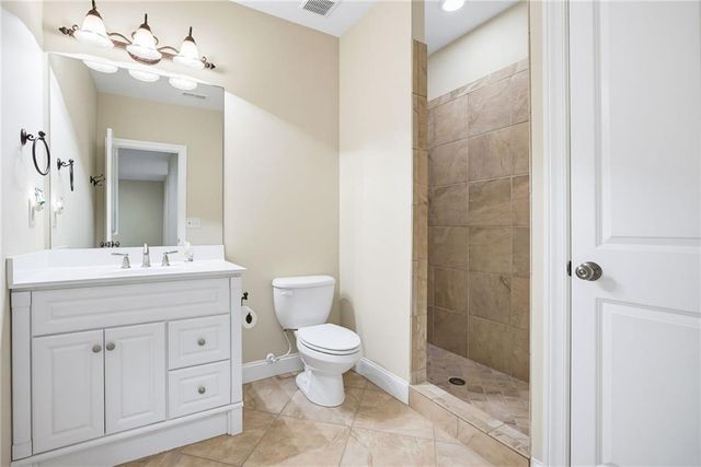 2318 Saint Davids Square NW 14, Kennesaw, GA 30152