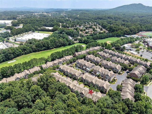 2318 Saint Davids Square NW 14, Kennesaw, GA 30152