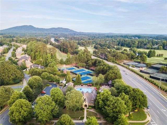 2318 Saint Davids Square NW 14, Kennesaw, GA 30152
