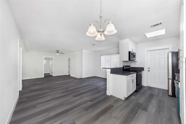 360 57TH STREET N, St Petersburg, FL 33710