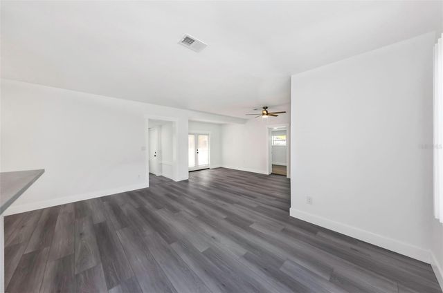 360 57TH STREET N, St Petersburg, FL 33710