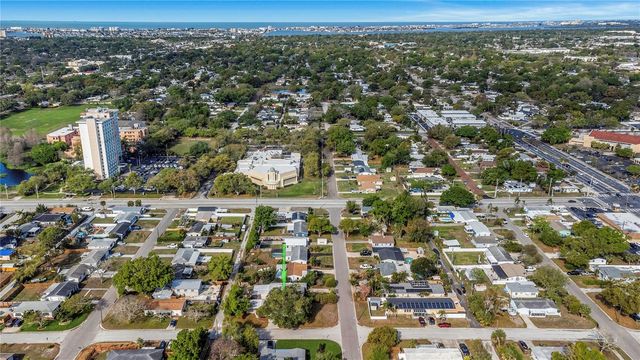 360 57TH STREET N, St Petersburg, FL 33710