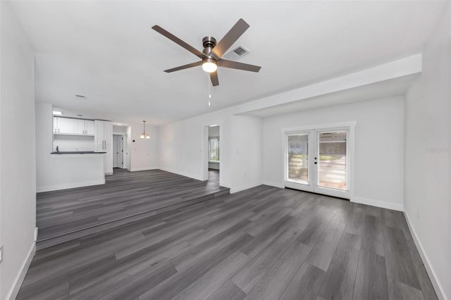 360 57TH STREET N, St Petersburg, FL 33710