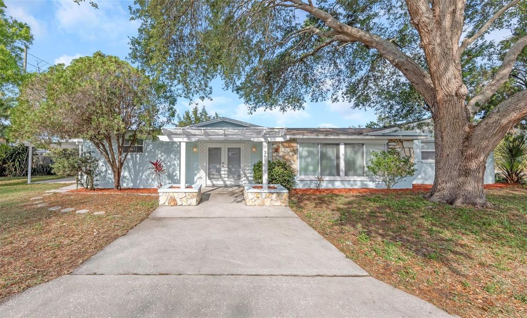 360 57TH STREET N, St Petersburg, FL 33710