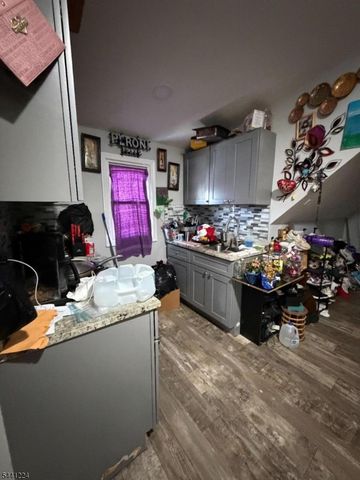 393 Madison Ave 3, Paterson City, NJ 07524
