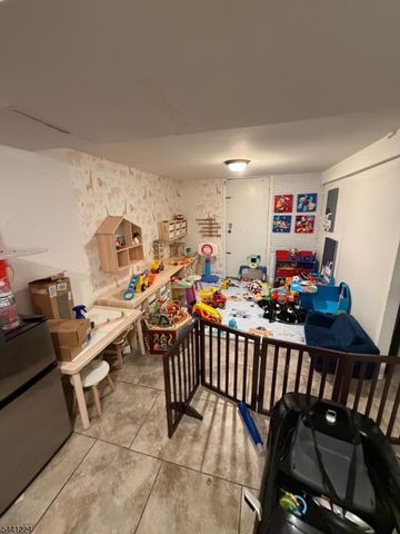 393 Madison Ave 3, Paterson City, NJ 07524