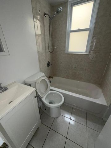 393 Madison Ave 3, Paterson City, NJ 07524
