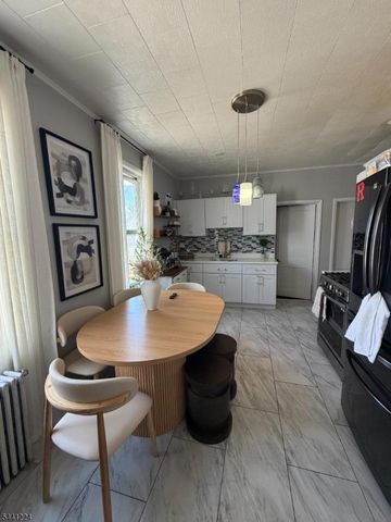 393 Madison Ave 3, Paterson City, NJ 07524