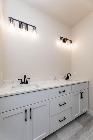 10311 Burgundy Drive, Horace, ND 58047