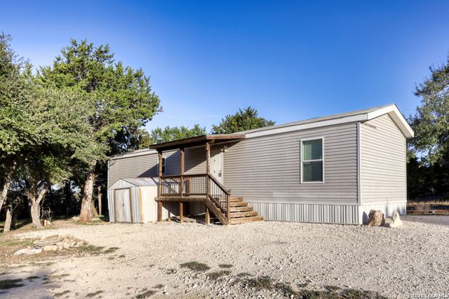 1352 Linda, Canyon Lake, TX 78133