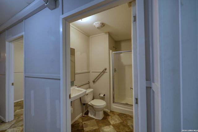 1352 Linda, Canyon Lake, TX 78133