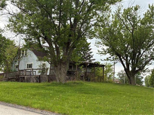 105 Lentz Rd, Unity Twp, PA 15650