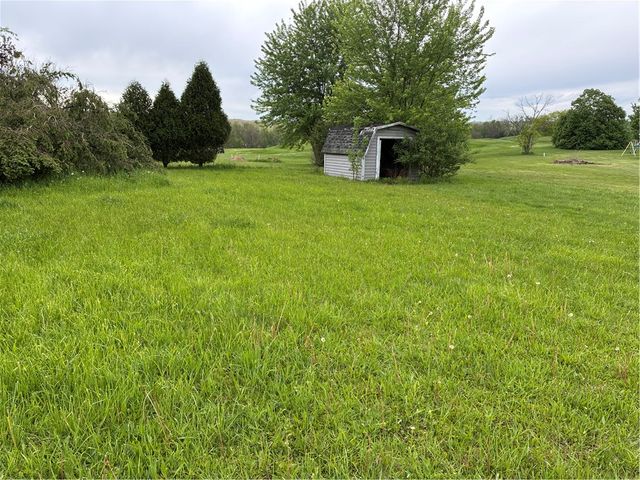 105 Lentz Rd, Unity Twp, PA 15650