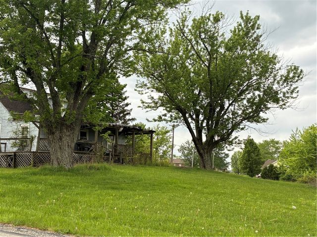 105 Lentz Rd, Unity Twp, PA 15650