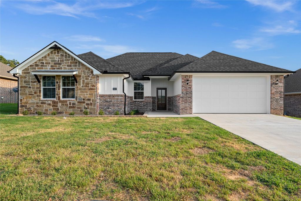 113 Hay Meadow Drive, Winona, TX 75792