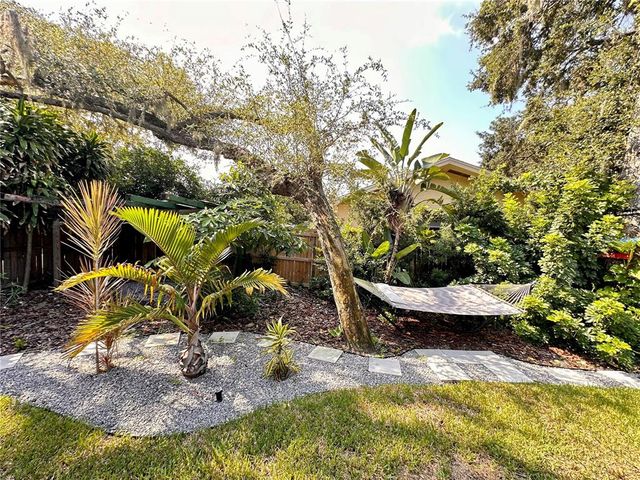 1503 EDNA AVE NW, Largo, FL 33770