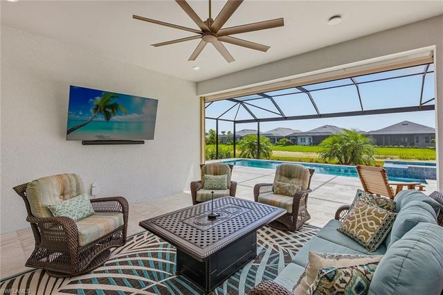 15848 Triesta LN, Naples, FL 34114