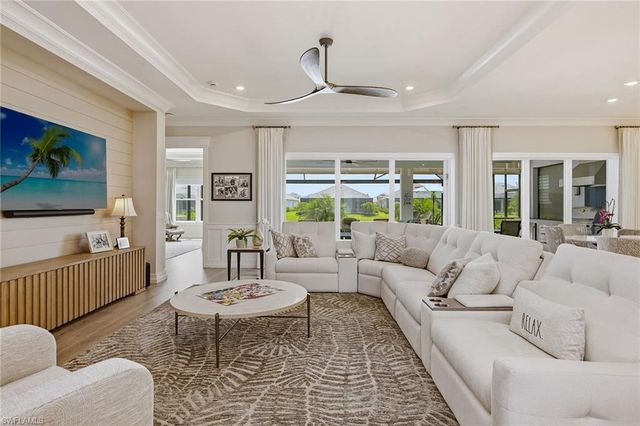 15848 Triesta LN, Naples, FL 34114