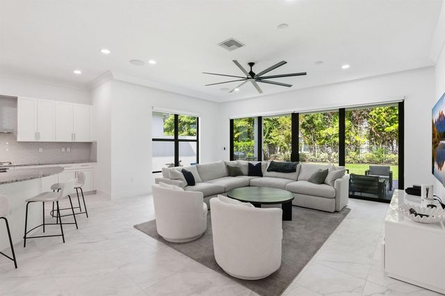 8544 Apple Falls Lane, Boca Raton, FL 33496