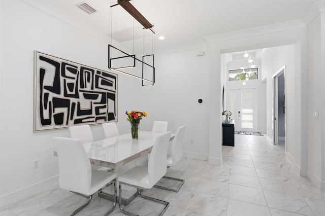 8544 Apple Falls Lane, Boca Raton, FL 33496