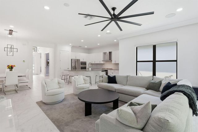 8544 Apple Falls Lane, Boca Raton, FL 33496