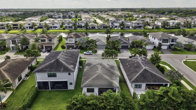 8544 Apple Falls Lane, Boca Raton, FL 33496