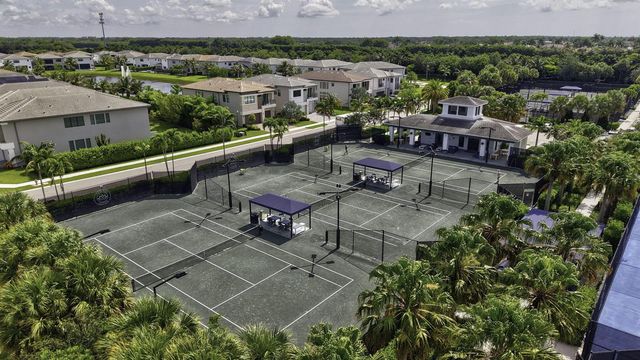 8544 Apple Falls Lane, Boca Raton, FL 33496