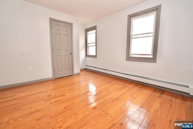 47 Fleming Avenue, Newark, NJ 07105