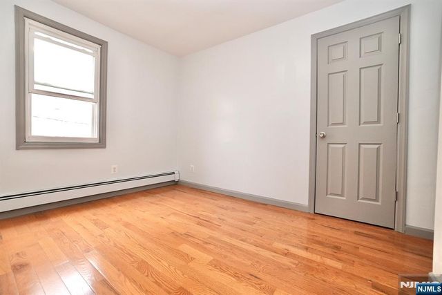 47 Fleming Avenue, Newark, NJ 07105