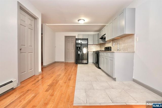 47 Fleming Avenue, Newark, NJ 07105