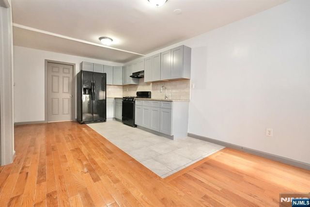 47 Fleming Avenue, Newark, NJ 07105