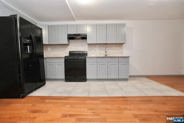 47 Fleming Avenue, Newark, NJ 07105