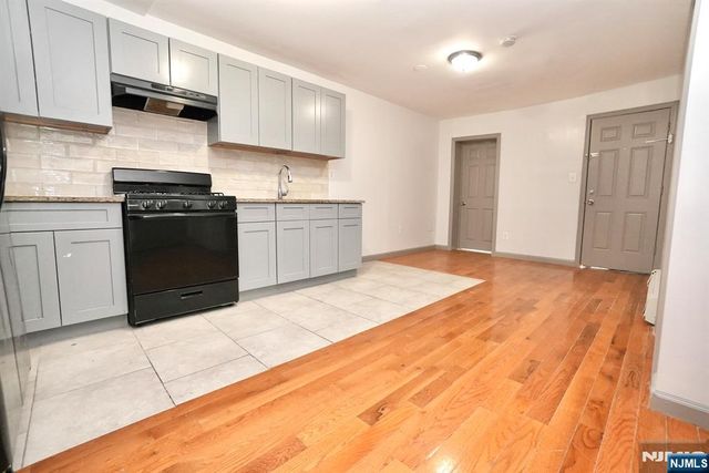 47 Fleming Avenue, Newark, NJ 07105