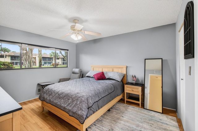 15496 Lakes Of Delray Boulevard 104, Delray Beach, FL 33484