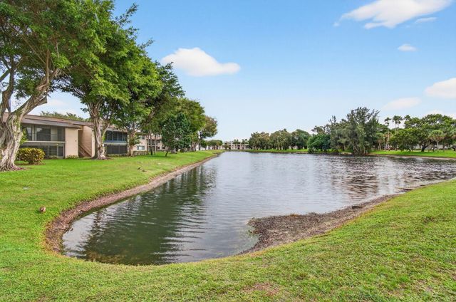 15496 Lakes Of Delray Boulevard 104, Delray Beach, FL 33484