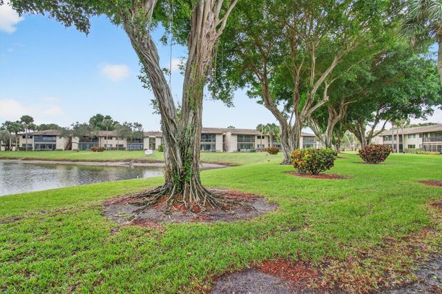 15496 Lakes Of Delray Boulevard 104, Delray Beach, FL 33484