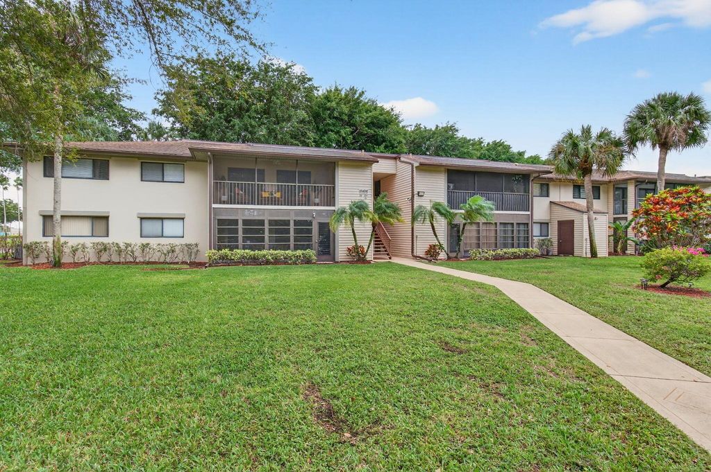 15496 Lakes Of Delray Boulevard 104, Delray Beach, FL 33484