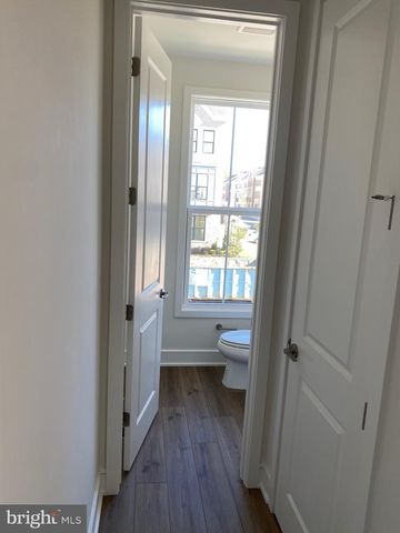 23083 SOARING TER, Ashburn, VA 20148