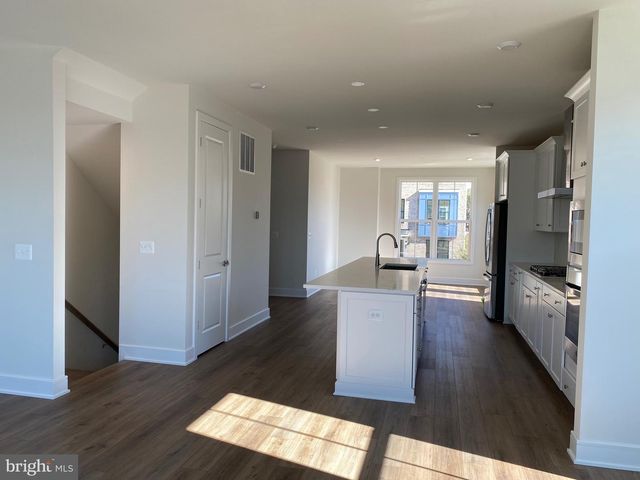 23083 SOARING TER, Ashburn, VA 20148