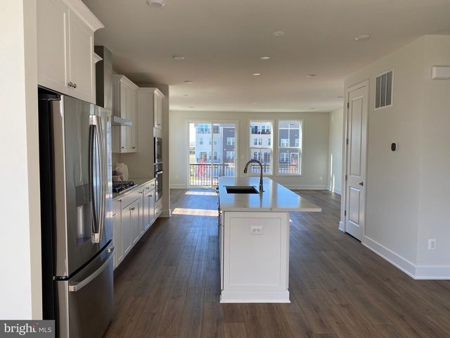 23083 SOARING TER, Ashburn, VA 20148