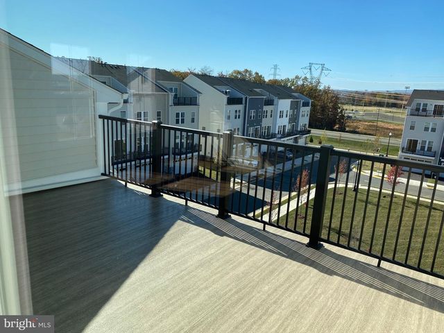 23083 SOARING TER, Ashburn, VA 20148