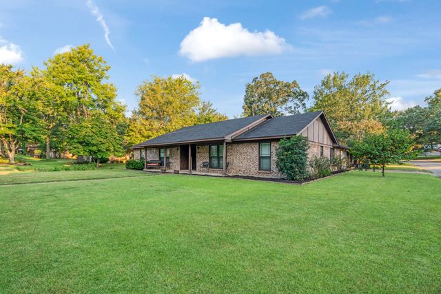 3095 Mahaffey Lane, Paris, TX 75460