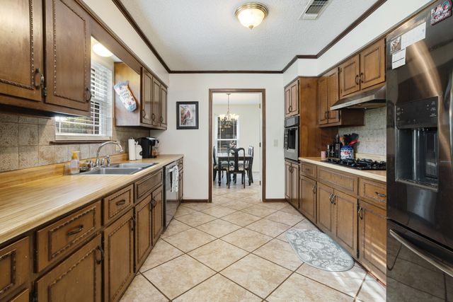 3095 Mahaffey Lane, Paris, TX 75460