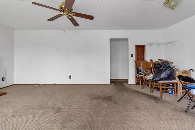 7475 Amherst St, Sacramento, CA 95822