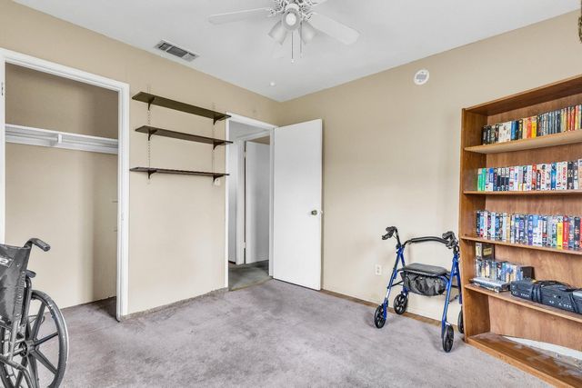 7475 Amherst St, Sacramento, CA 95822