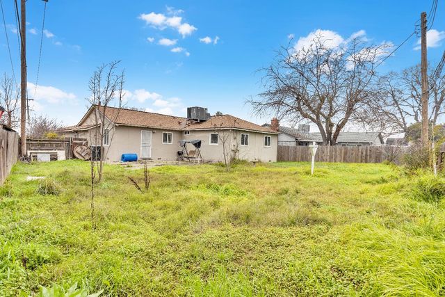 7475 Amherst St, Sacramento, CA 95822