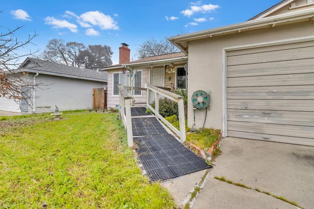 7475 Amherst St, Sacramento, CA 95822