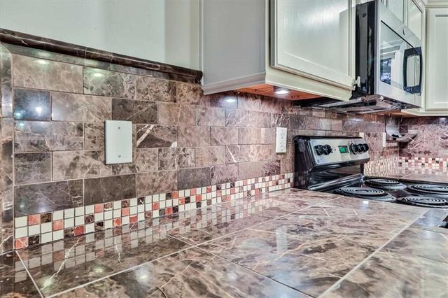 106 Village Drive, Hiram, GA 30141