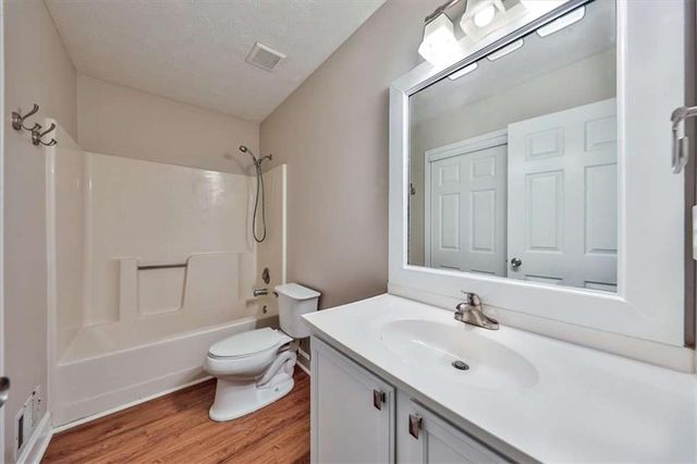 106 Village Drive, Hiram, GA 30141